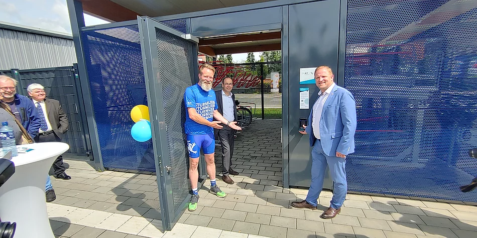 Eröffnung der neuen Bike+Ride-Anlage am ZOB in Bad Segeberg