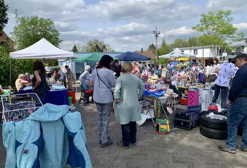 Nachbarschaftsflohmarkt am Westtor