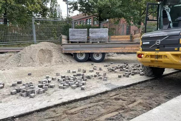 Beginn Außenanlagen, Stadt Bad Segeberg (09/ 2024)
